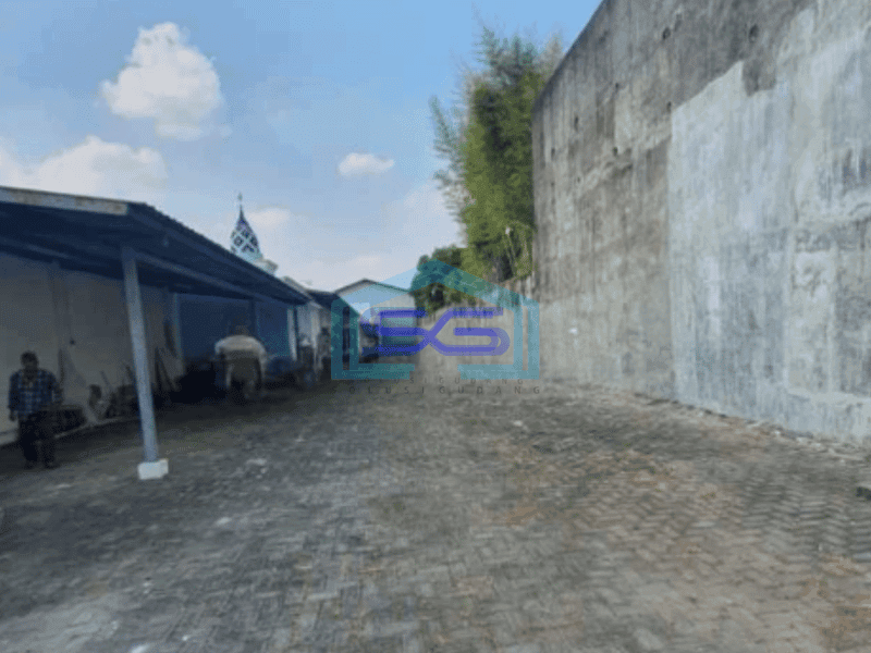 Dijual Gudang Strategis Lokasi Baki Sukoharjo Luas Tanah 2400m2