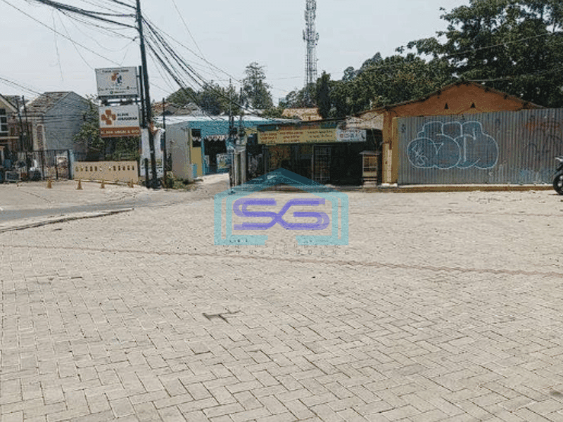 Disewakan Ruko di Uwung Jaya Cibodas Tangerang LB 135m2