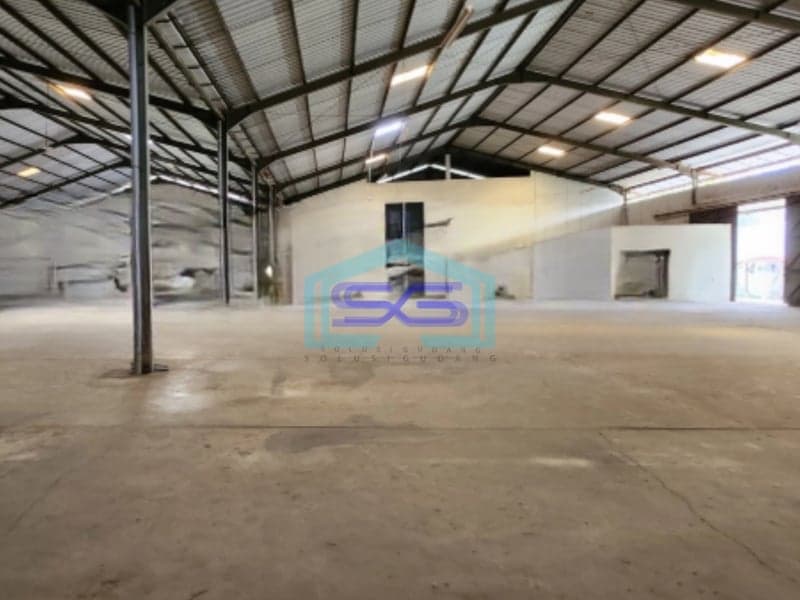 Disewakan Gudang Luas Bangunan 1680 m2 Lokasi Strategis di Semarang Barat