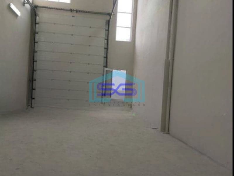 Disewakan Gudang Green Lake City LB 120m2 Bisa Masuk Kontainer Jakarta barat