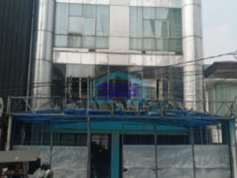 Disewakan Ruko di Kelapa Gading Jakarta Utara Area Strategis Luas Bangunan 680m2