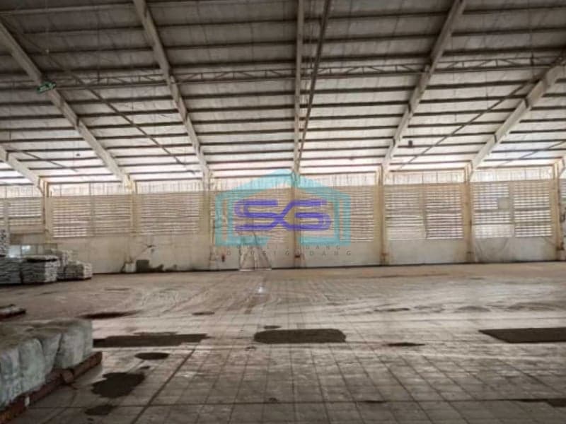 Disewakan Gudang Siap Pakai Tidak Banjir di Tangerang Luas Bangunan 9240 m²
