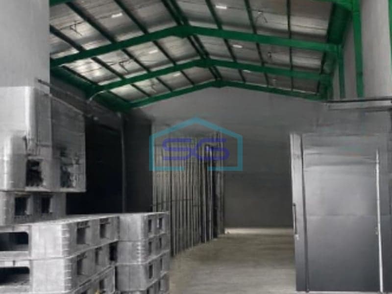 Spacious Warehouse for Rent Building Area 492 sqm Flood-Free in Tangerang Banten