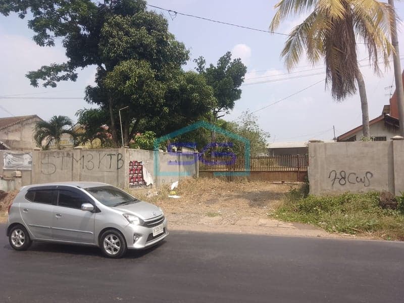 Dijual Gudang Ada Kantor di Pinggir Jalan Lampung Utara, Lampung Luas Tanah: 3348m²