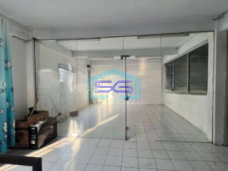 Disewakan Gudang Sudah Renovasi Luas Bangunan 720m2 Lokasi di PIK Jakarta Utara