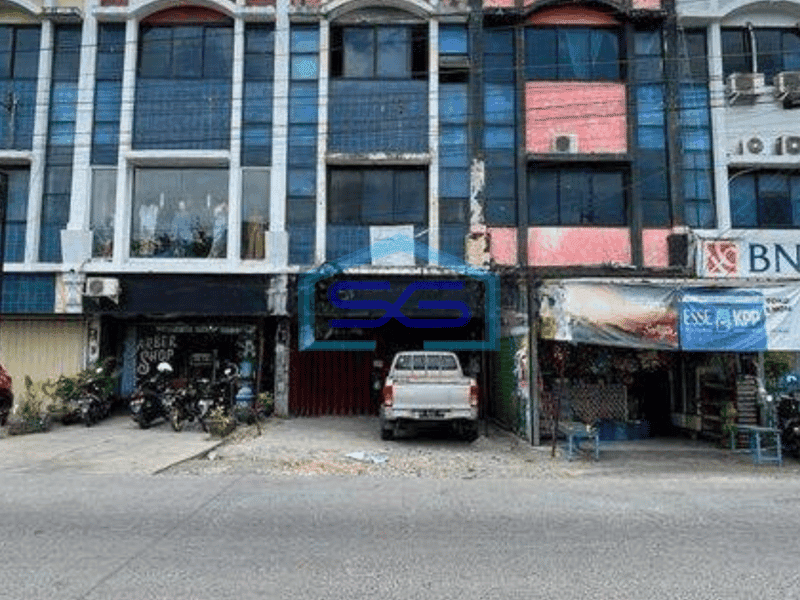 Disewakan Ruko 3lt di Jln Seruni Kota Makassar
