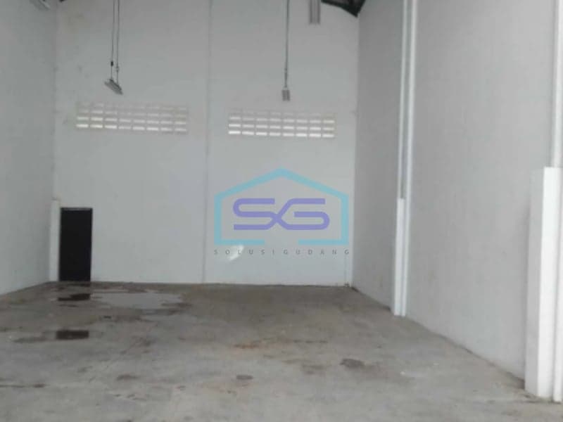 Dijual Gudang Luas Bangunan 180 m2 di Green Sedayu Bizpark, Daan Mogot Jakarta Barat