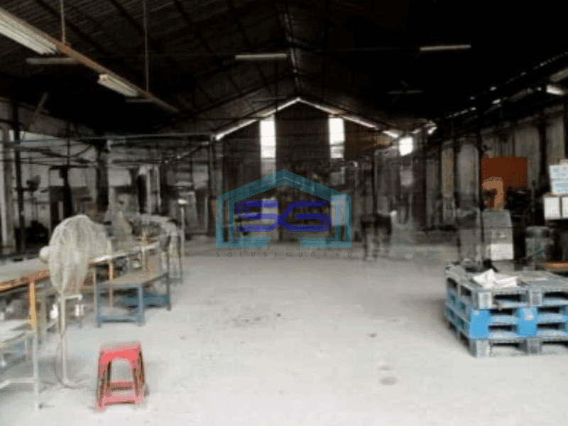 Dijual Gudang Luas Bangunan 3300 m² Ada Kantor di Cikupa Tangerang