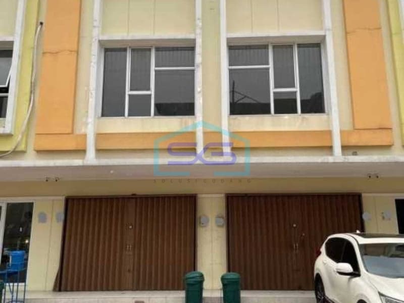 Strategic Shophouse for Sale in Kelapa Dua Tangerang Banten Land Area 81 m²