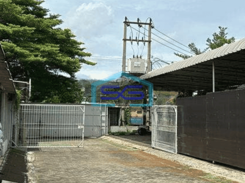 Dijual Tanah Kotak Cocok utk Sekolah, Gudang, Repair Mobil Free Bangunan