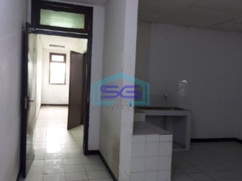Dijual Ruko 3,5 Lantai Di Pluit Jakarta Utara Tinggi Dari Jalanan Dekat Akses Tol LB 225m2