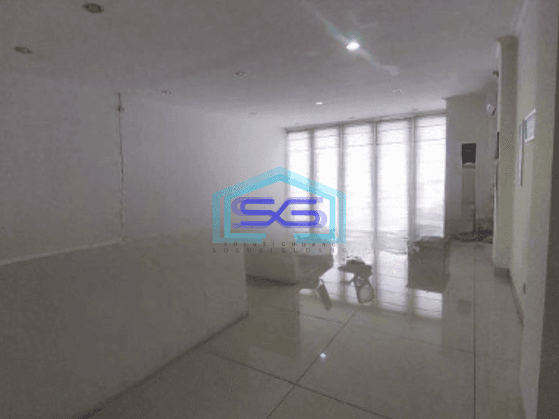 Disewakan Ruko Lokasi Bebas Banjir Luas Tanah  330 m² di Harapan Indah Bekasi