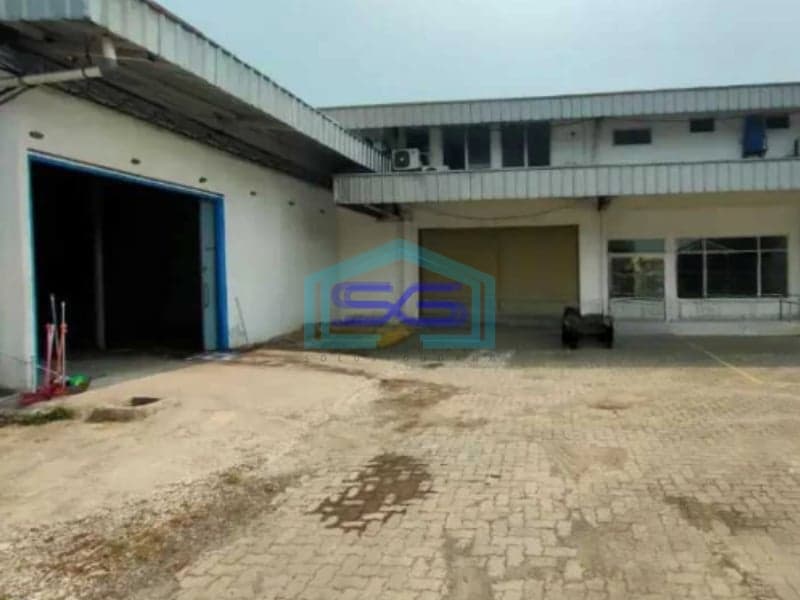 Dijual Cepat Tanah Bonus Gudang di Pasar Kemis Tangerang LT 27070m2