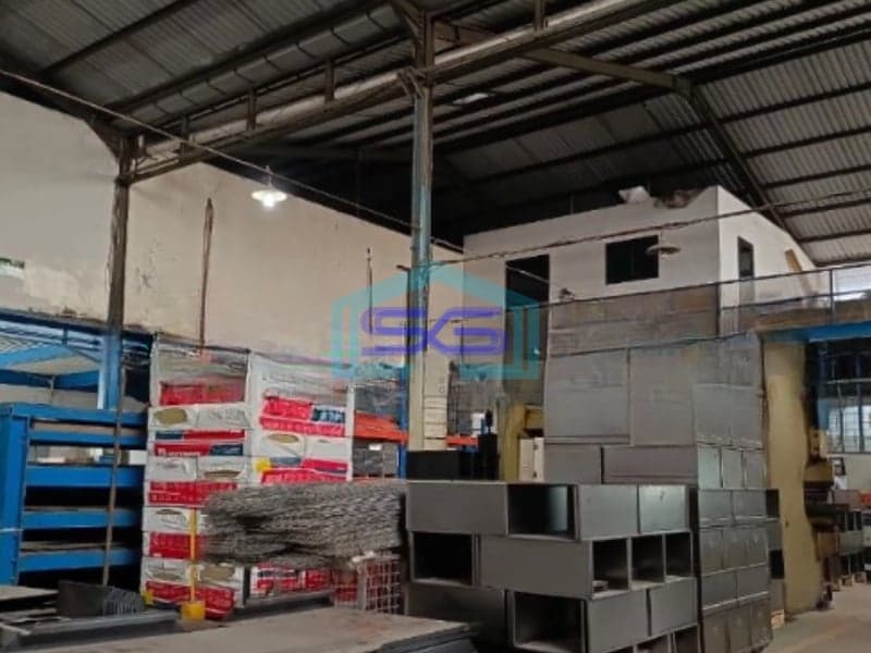 Dijual Gudang Ada Kantor Luas Bangunan  5500 m² Lokasi Legok Tangerang