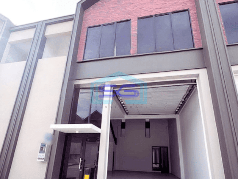 Disewakan Termurah Gudang Multiguna Bizpark Pik 2 Jakarta Utara LB 201m2 Ada Office