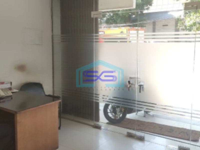 Dijual Ruko Luas Bangunan  240 m² Lokasi Pangeran Jayakarta Jakarta Pusat