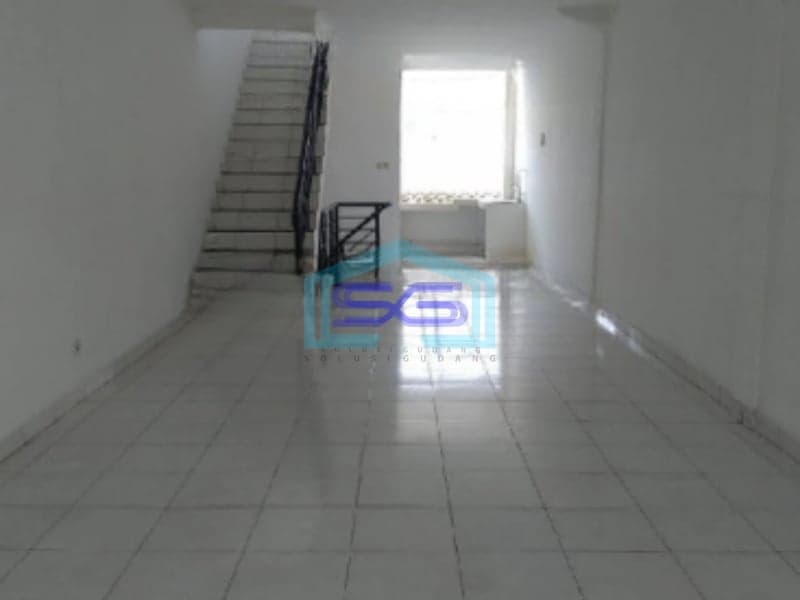 Disewakan Ruko Rendeng 3 Lantai Siap Pakai Di Area Burangrang Buahbatu Bandung LB 170m2