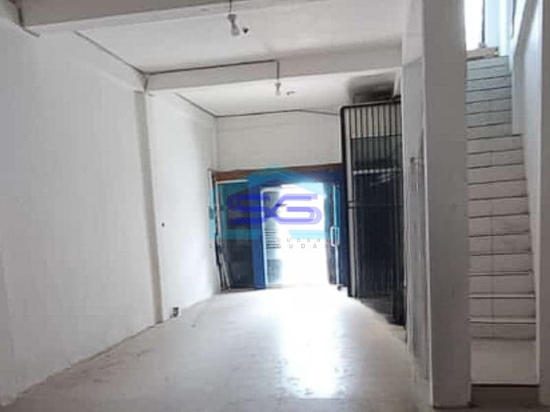 Disewakan Ruko Lantai, Lokasi di Jl. Kol. Atmo Pusat Kota Palembang LB 200m2
