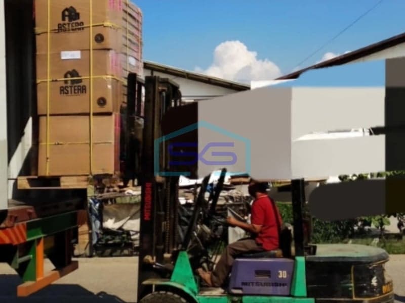 Dijual Gudang di Kawasan Pergudangan dan Industri, Strategis di Tangerang LB 4.500 m²