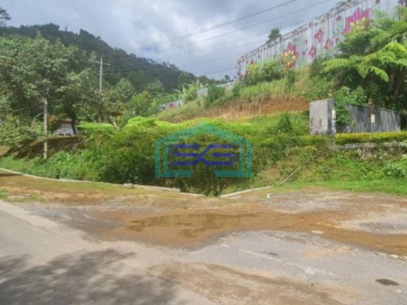 Dijual Tanah Bagus Untuk Usaha di Kemuning Ngargoyoso Karanganyar Solo LT 1370m2
