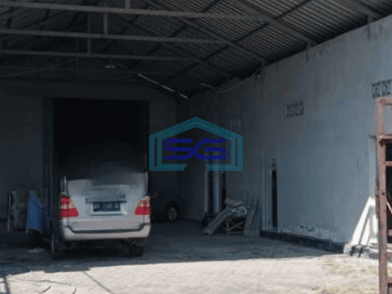 Dijual Gudang Luas Tanah  1300 m² Lokasi Strategis di Sragen Jawa Tengah