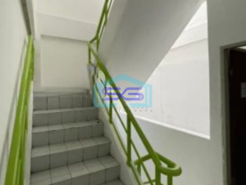 Disewakan Ruko Luas Bangunan 300 m² Lokasi di Pluit Jakarta Utara