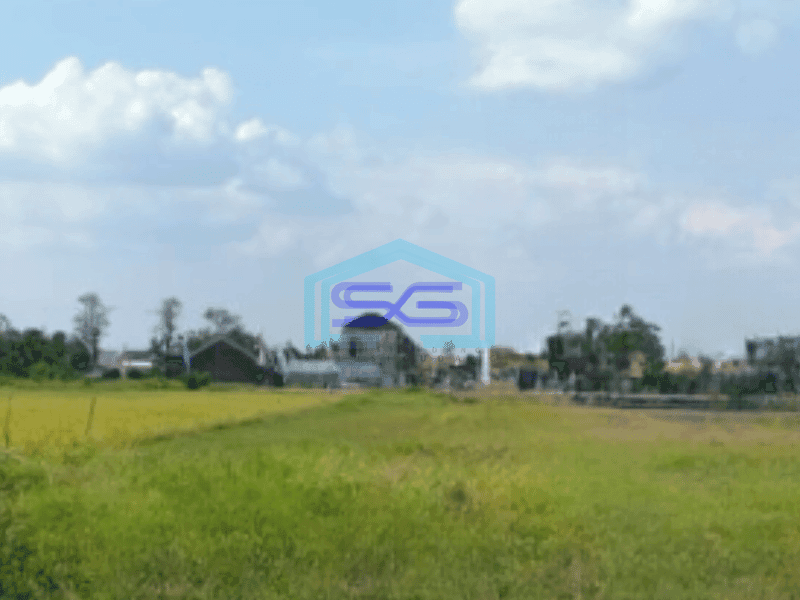 Dijual Tanah di Pinggir Jalan Gentan Solo Luas 2575 m²