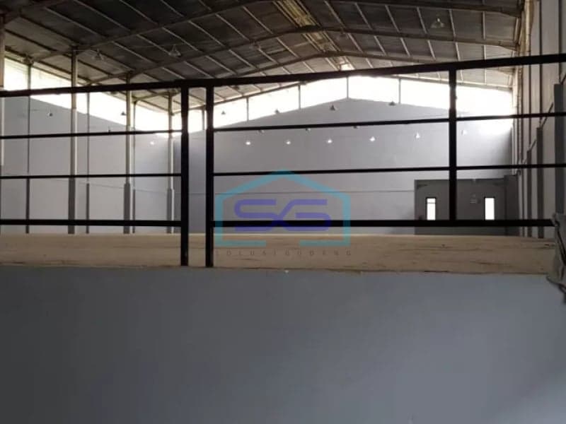 Disewakan gudang di Sentul