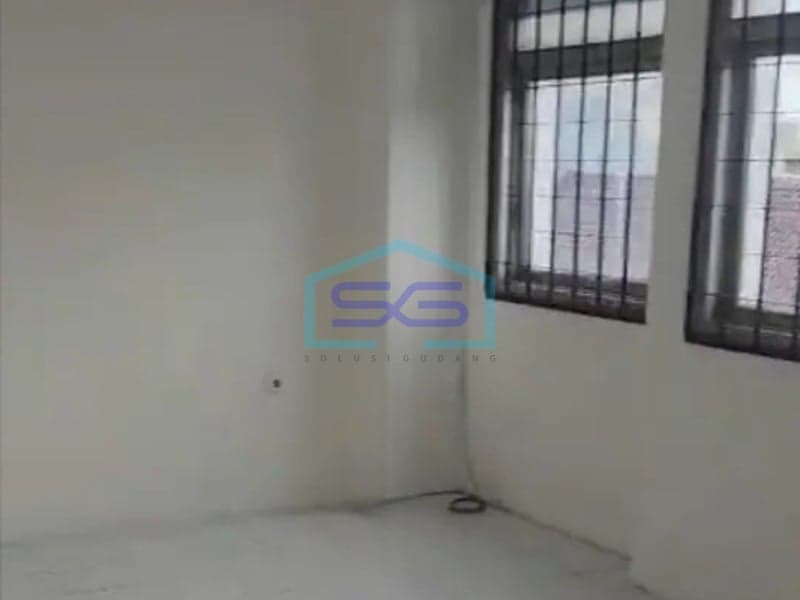 Disewakan Ruko Andir Bandung Jawa Barat Siap Huni Luas Bangunan 105 m²