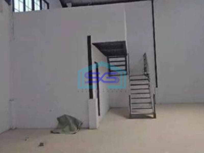 Dijual Gudang Bebas Banjir di Tangerang Ada Kantor LT 600m2