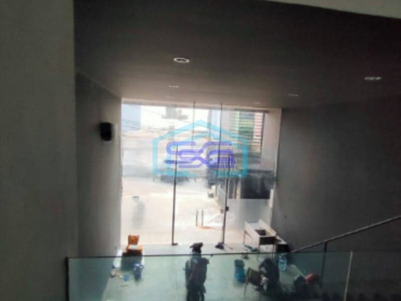 Disewakan Ruko 3 Lantai + Rooftop di Puri Mutiara Cipete Jakarta Selatan Luas Bangunan  260 m²