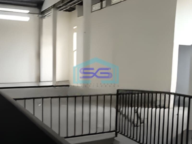 Disewakan Ruko 2 Lantai Siap Pakai Di Jl. Setia Budi Srondol Banyumanik Semarang LT 860m2
