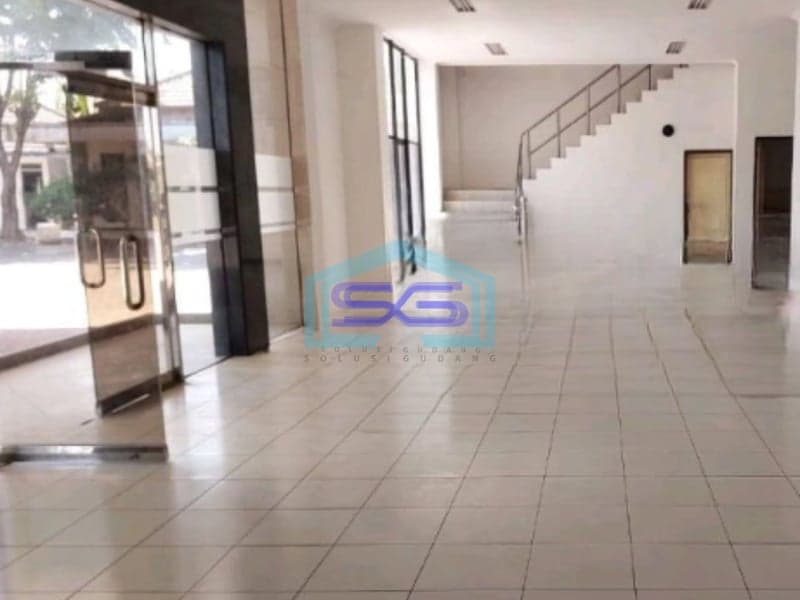 Disewakan Gudang Area Parkir Luas Lokasi Surabaya Jawa Timur Luas Tanah 13000 m²