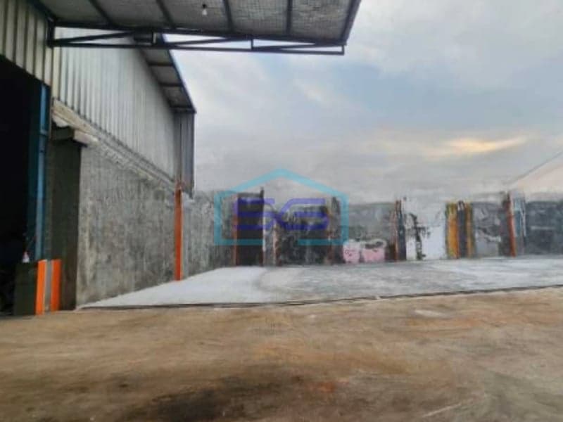 Disewakan Gudang Luas Tanah 800 m² Lokasi di Bekasi Jawa Barat Kondisi Bagus
