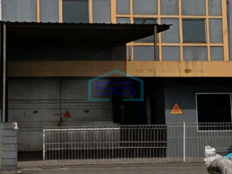 Dijual Gudang Strategis Luas Bangunan 300 m² Lokasi di Tangerang