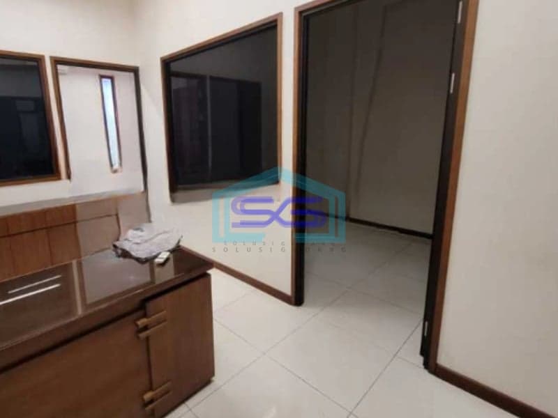 Disewakan Ruko 3 Lantai Luas Bangunan  210 m² Lokasi Setra Sari Bandung