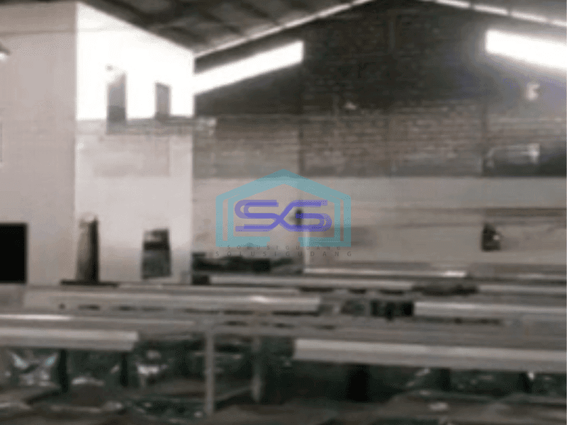 Disewakan Gudang Akses Container 20 Feet di Cikupa Tangerang Luas Tanah  2000 m²