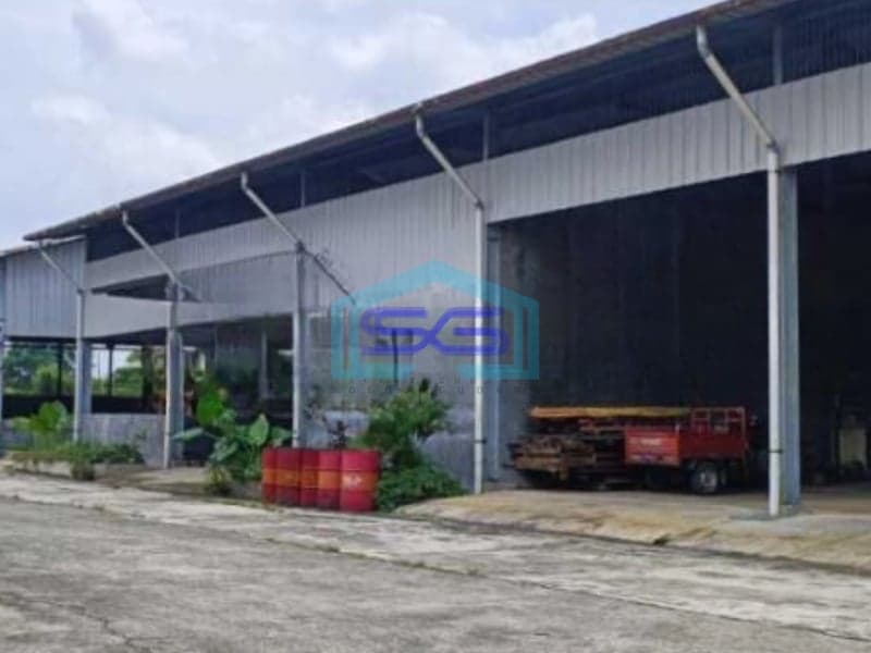 Dijual Pabrik Luas Bangunan  10000 m² Lokasi Bebas Banjir di Pasar Kemis Tangerang