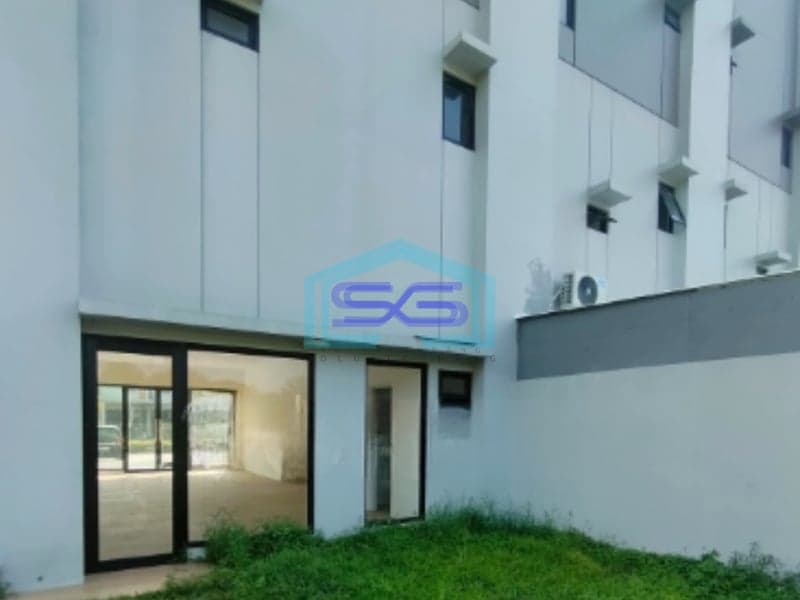 Disewakan Ruko 3 Lantai Baru Area Lippo Cikarang Bekasi Siap Huni LB 135m2