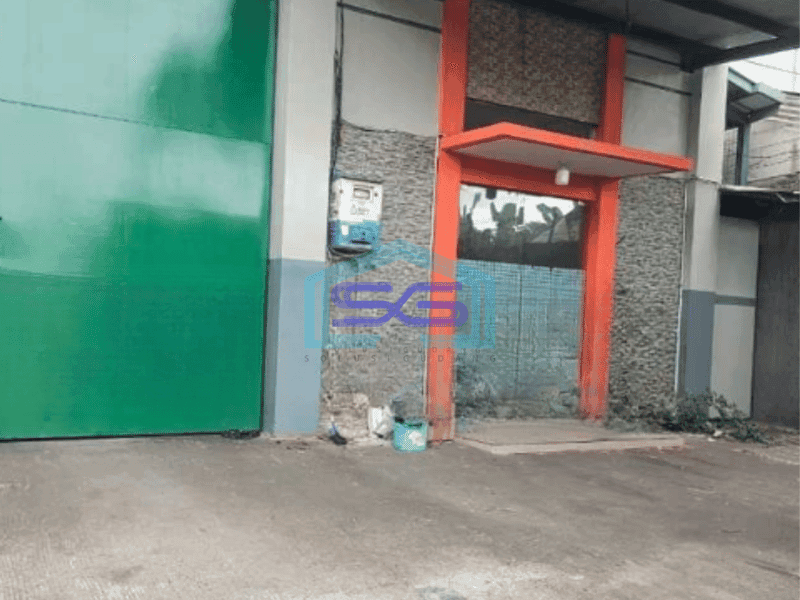 Disewakan Gudang 3 Lantai Ada Kantor Luas Bangunan  2000 m² di Batu Ceper Tangerang