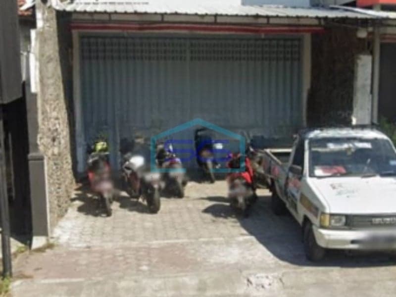 Cheap Shophouse for Rent in Kediri, East Java, Building Area 175 sqm