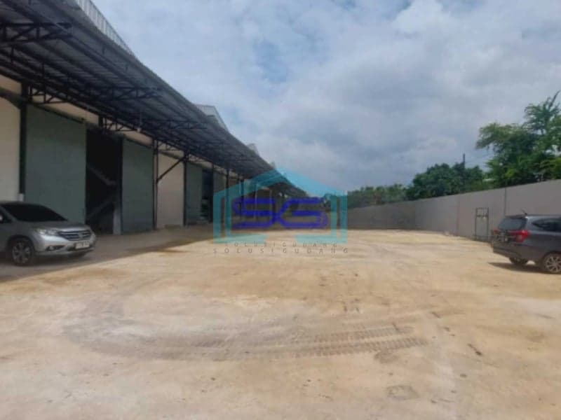 Disewakan Gudang di Jalan Peternakan Cengkareng Jakarta Barat Luas Bangunan 450m2