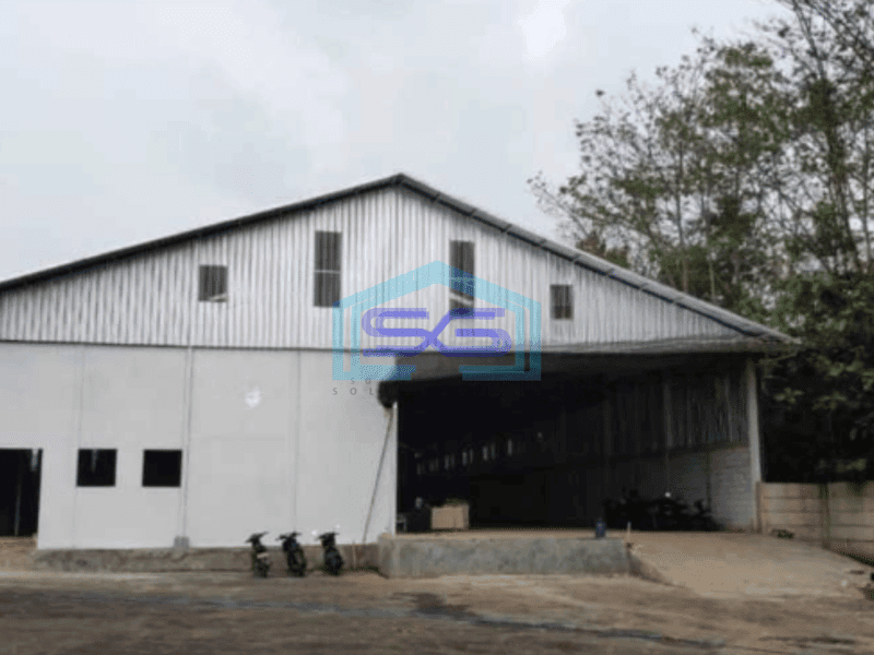 Dijual Gudang Pabrik Furniture Lokasi di Jepara Luas Tanah 16000 m