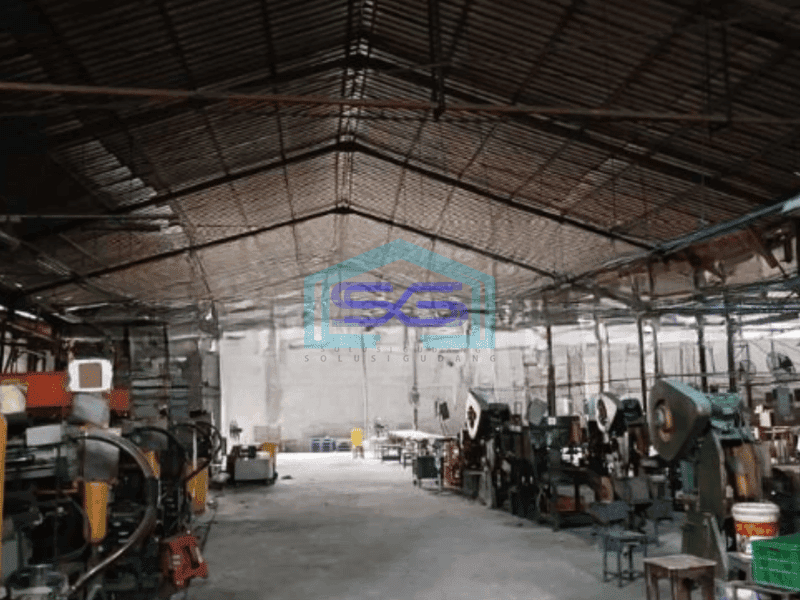 Dijual Gudang Luas Bangunan 3300 m² Ada Kantor di Cikupa Tangerang