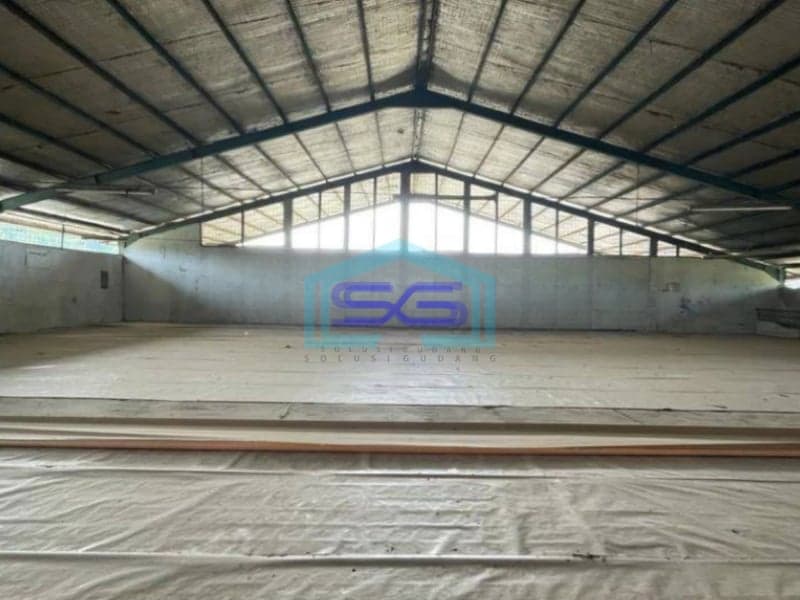 Dijual Gudang Luar Kawasan di Cariu Bogor Kondisi Bagus Bangunan Luas 3263m2