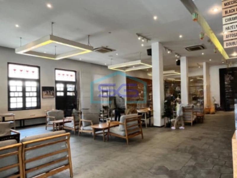 Disewakan Ruang Usaha Luas Bangunan  1000 m² Lokasi di Bandung Kota