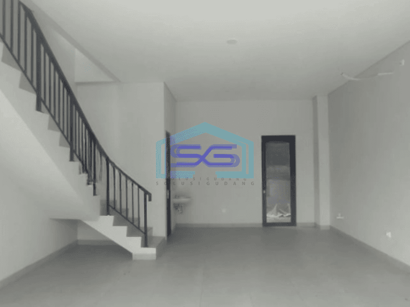 Disewa Ruko 3 Lantai Di Kota Wisata Luas Tanah 77 m²
