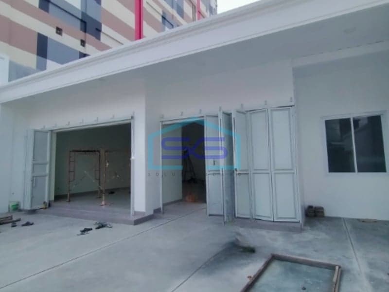 New Commercial Space for Rent Suitable for Offices and Other Businesses in Laweyan Solo, Building Area 300m2