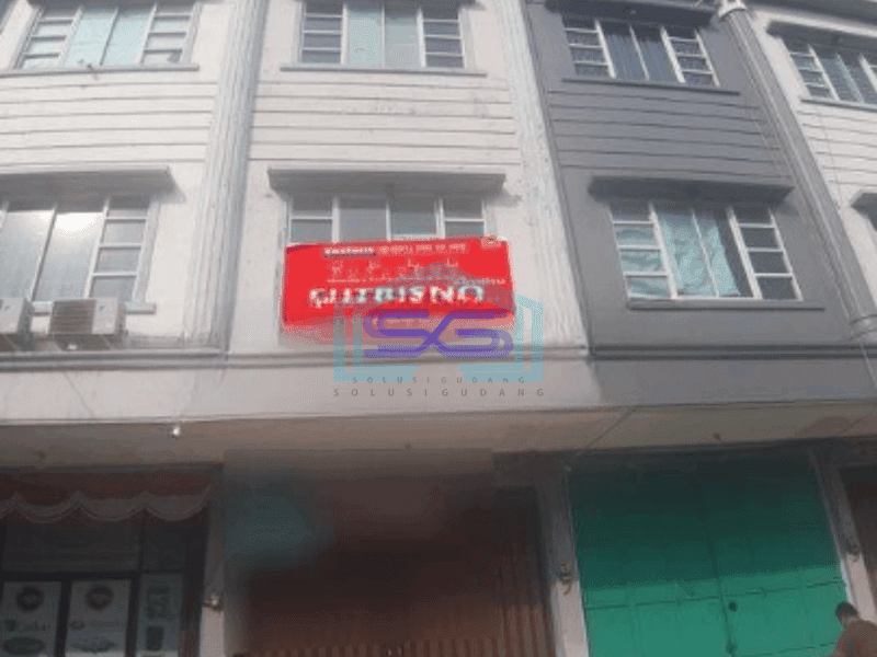 Disewa Ruko tepi jalan raya dalam di Tambora Jakarta Barat