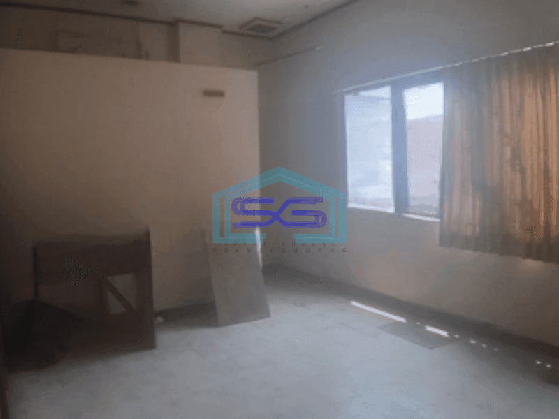 Dijual Ruko Luas Bangunan 300 m² di Gajah Mada Jakarta Pusat
